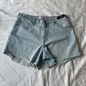 NWT Abercrombie & Fitch Light Blue Curve Love Dad Jean Shorts
